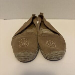 Michael Kors Women's Size 6 suede cream flats shoes